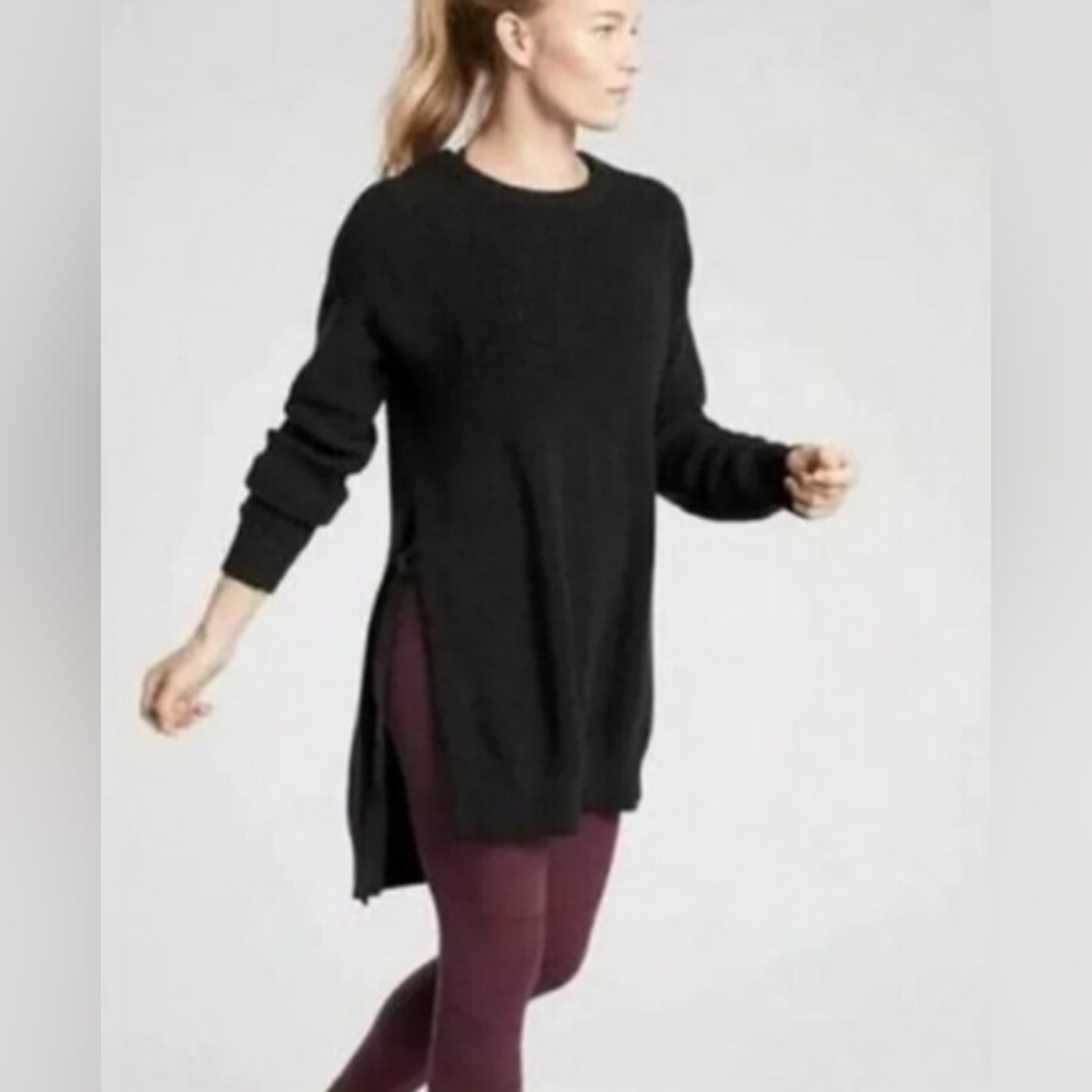 Athleta Wend End tunic sweater